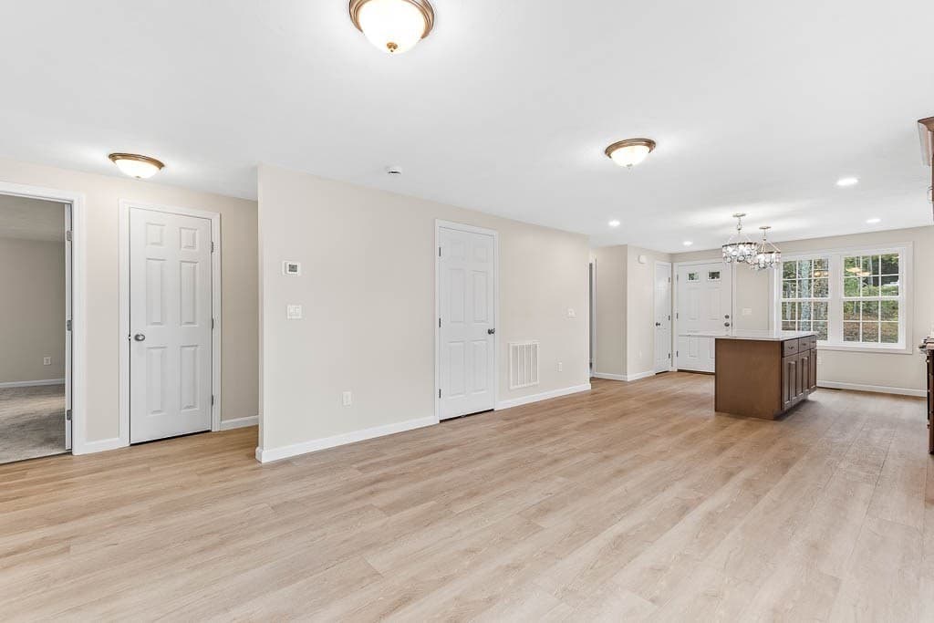 Single Family Residence at 39 Bumblebee Dr., Plymouth MA 02360, Plymouth, photo 11 of 25
