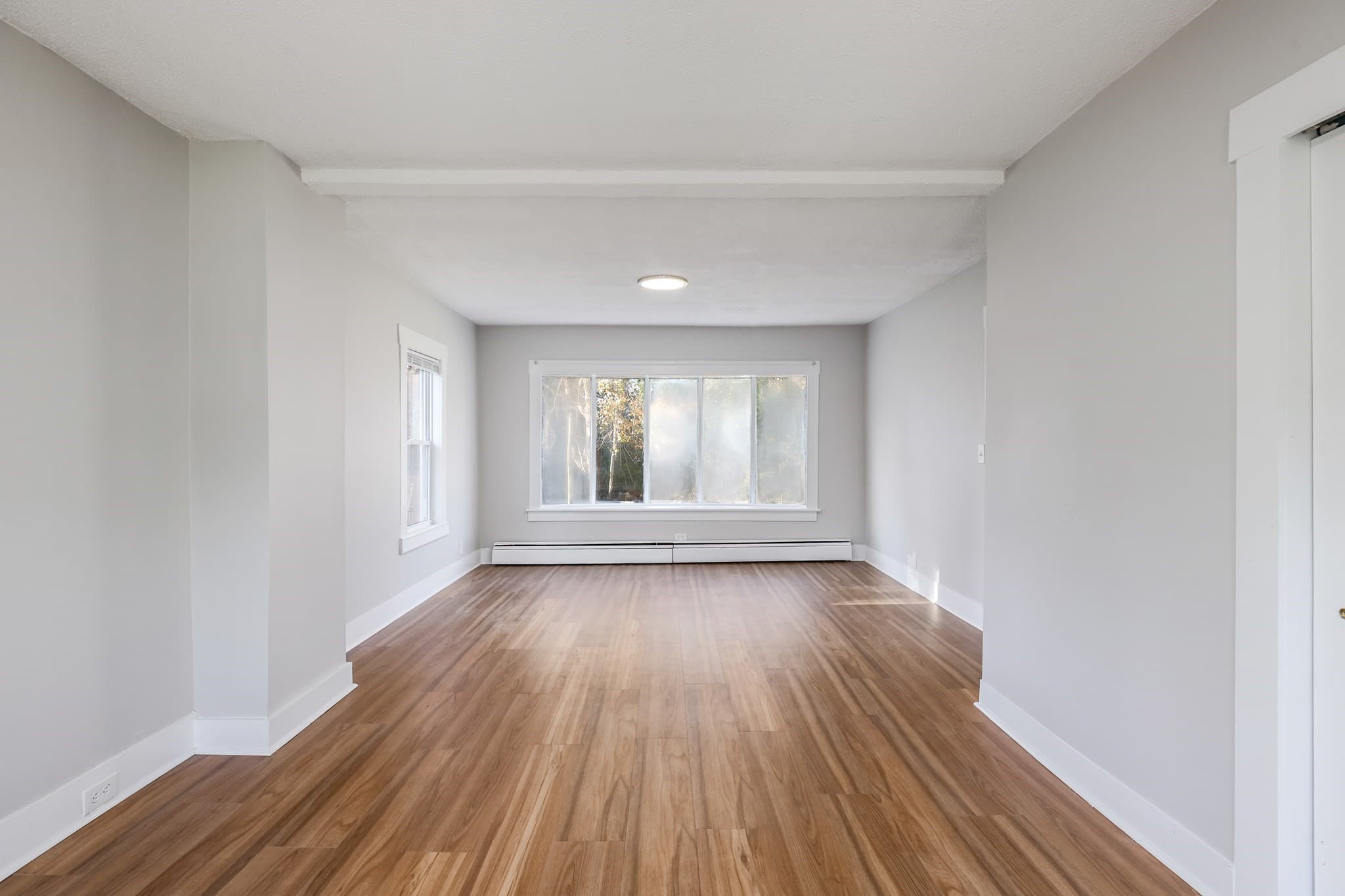Single Family Residence at 231 Millbury St, Auburn MA 01501, Auburn, photo 6 of 42