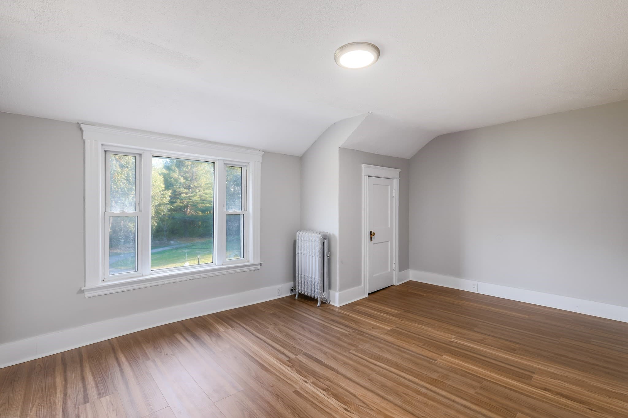 Single Family Residence at 231 Millbury St, Auburn MA 01501, Auburn, photo 18 of 42