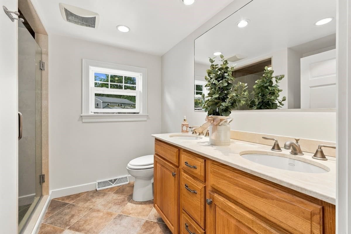Single Family Residence at 59 Brook Bend Rd, Hanover MA 02339, photo 24 of 42