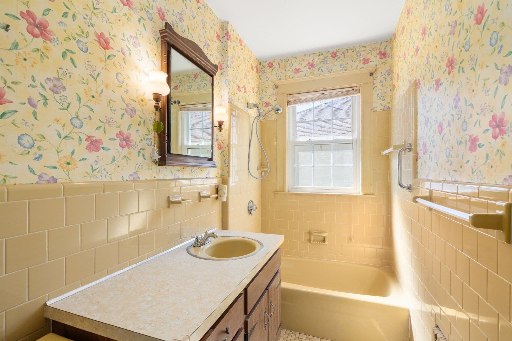 Single Family Residence at 148 Wilson Ave, Quincy MA 02170, Quincy, photo 28 of 33