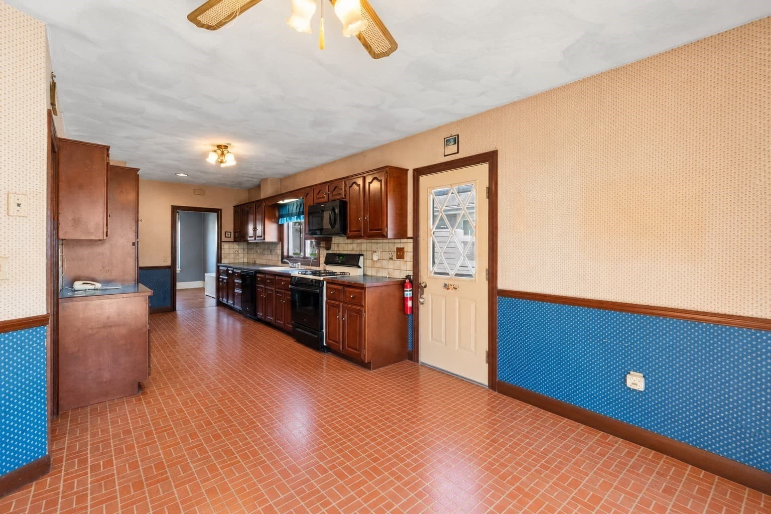 Single Family Residence at 148 Wilson Ave, Quincy MA 02170, Quincy, photo 15 of 33