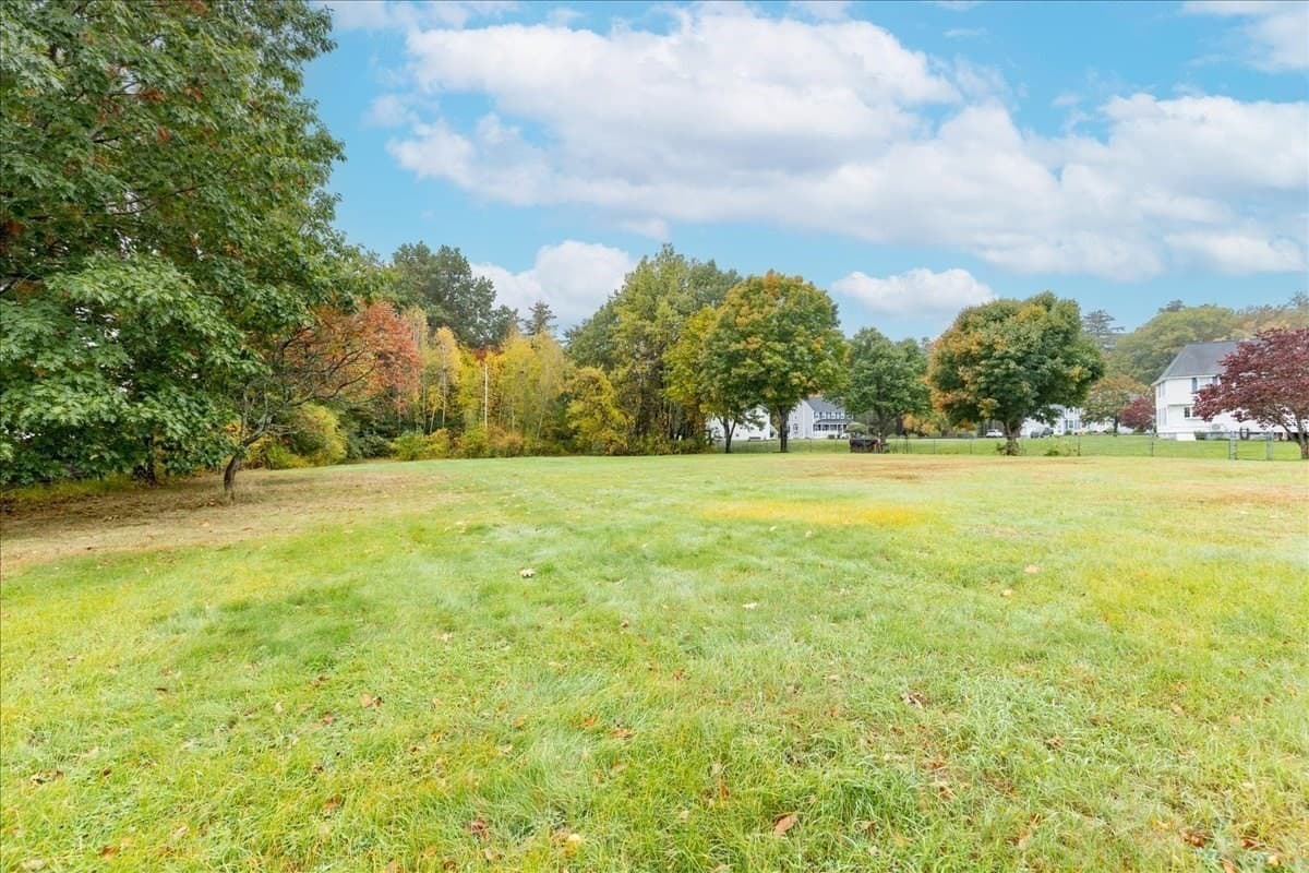 Single Family Residence at 137 Hampshire Rd, Methuen MA 01844, photo 38 of 42