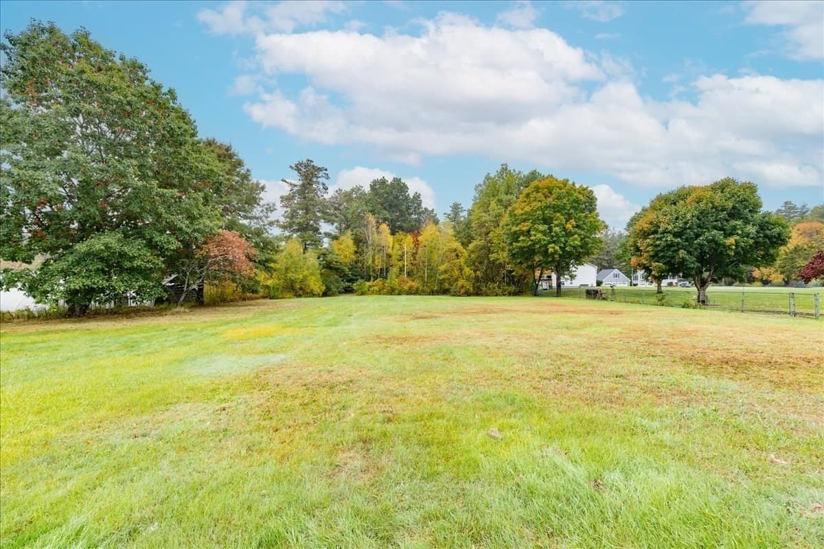 Single Family Residence at 137 Hampshire Rd, Methuen MA 01844, photo 37 of 42