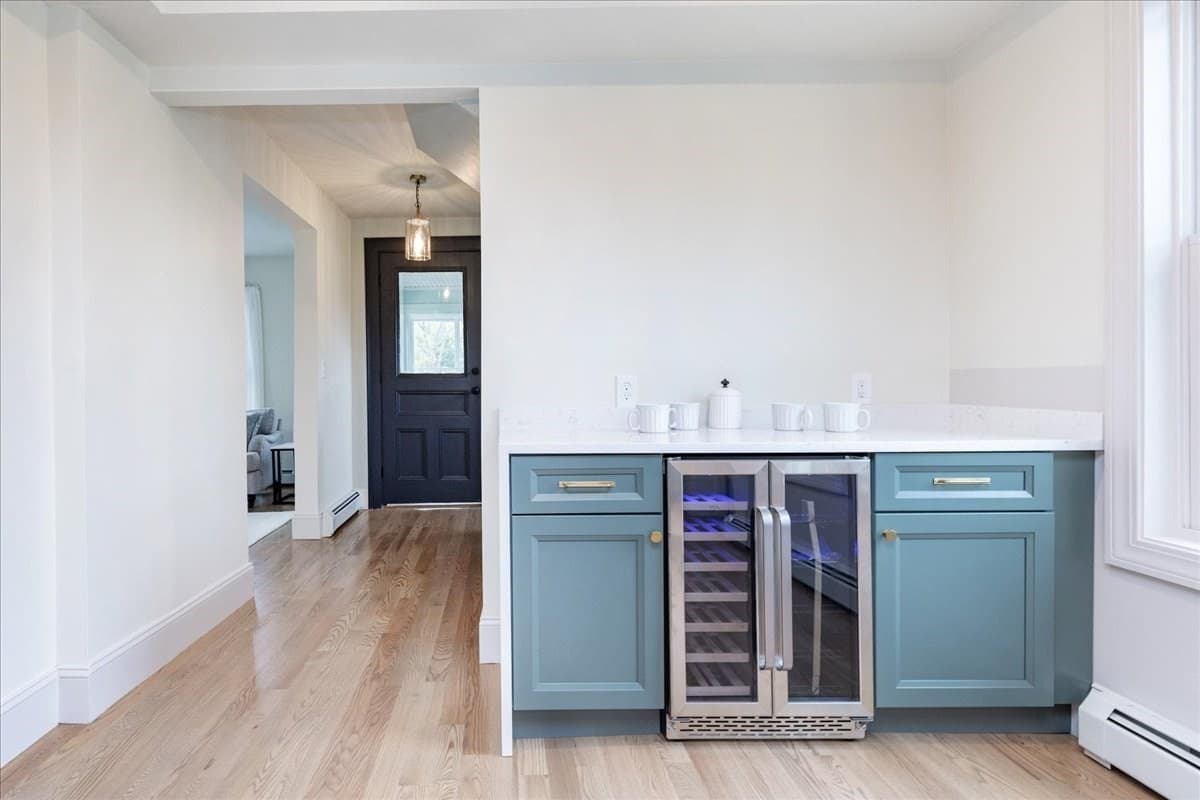 Single Family Residence at 137 Hampshire Rd, Methuen MA 01844, photo 11 of 42