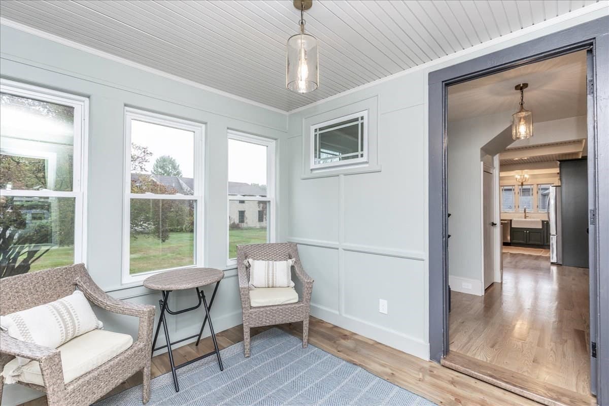 Single Family Residence at 137 Hampshire Rd, Methuen MA 01844, photo 4 of 42