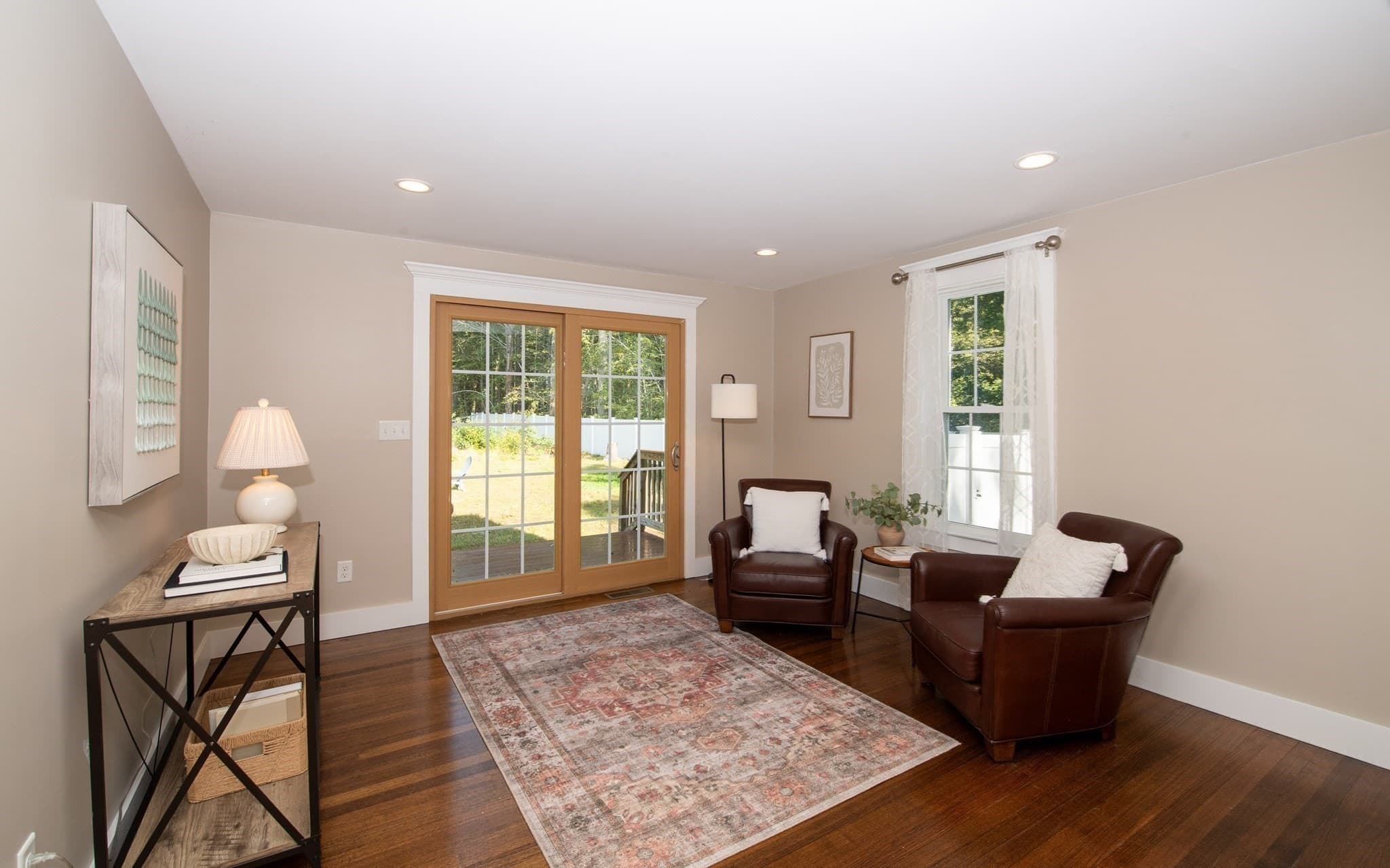 Single Family Residence at 46 Bennett Rd, Rochester MA 02770, photo 13 of 33