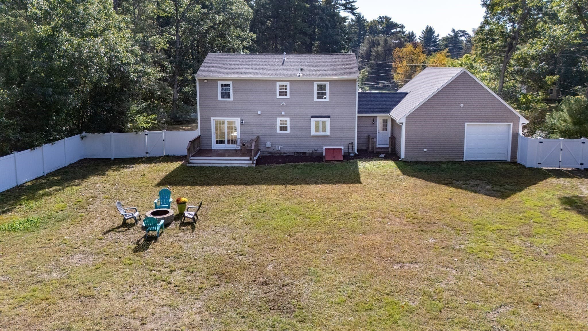 Single Family Residence at 46 Bennett Rd, Rochester MA 02770, photo 31 of 33