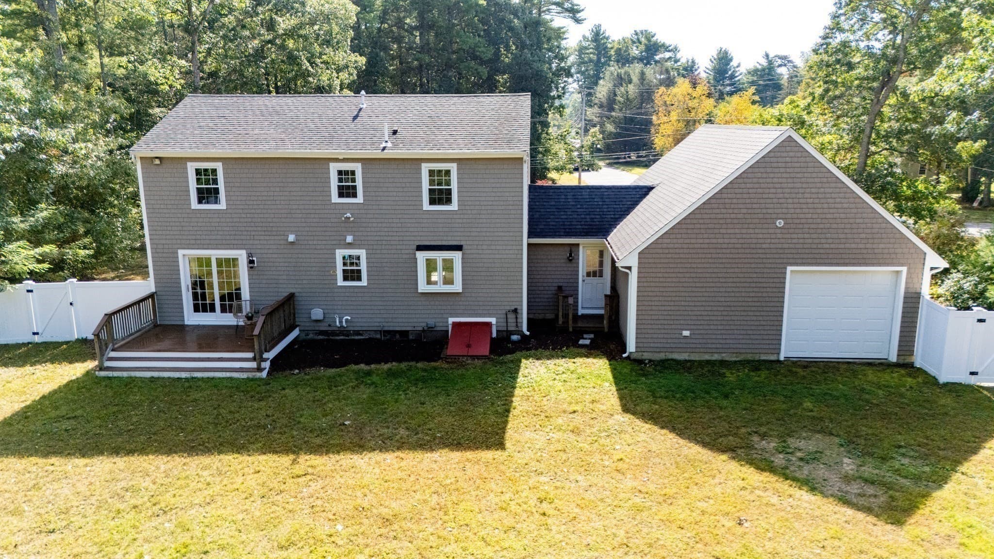 Single Family Residence at 46 Bennett Rd, Rochester MA 02770, photo 29 of 33