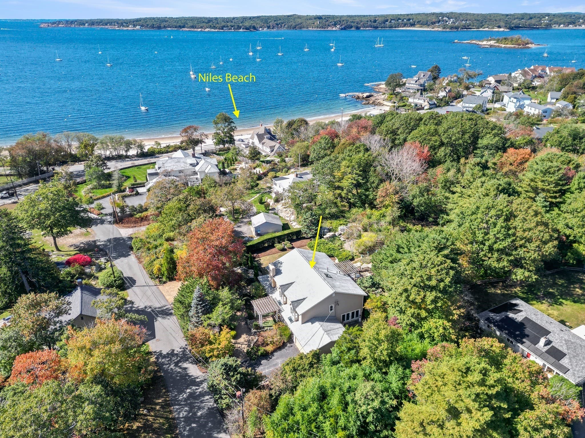 10 Stewart Ave, Gloucester MA 01930