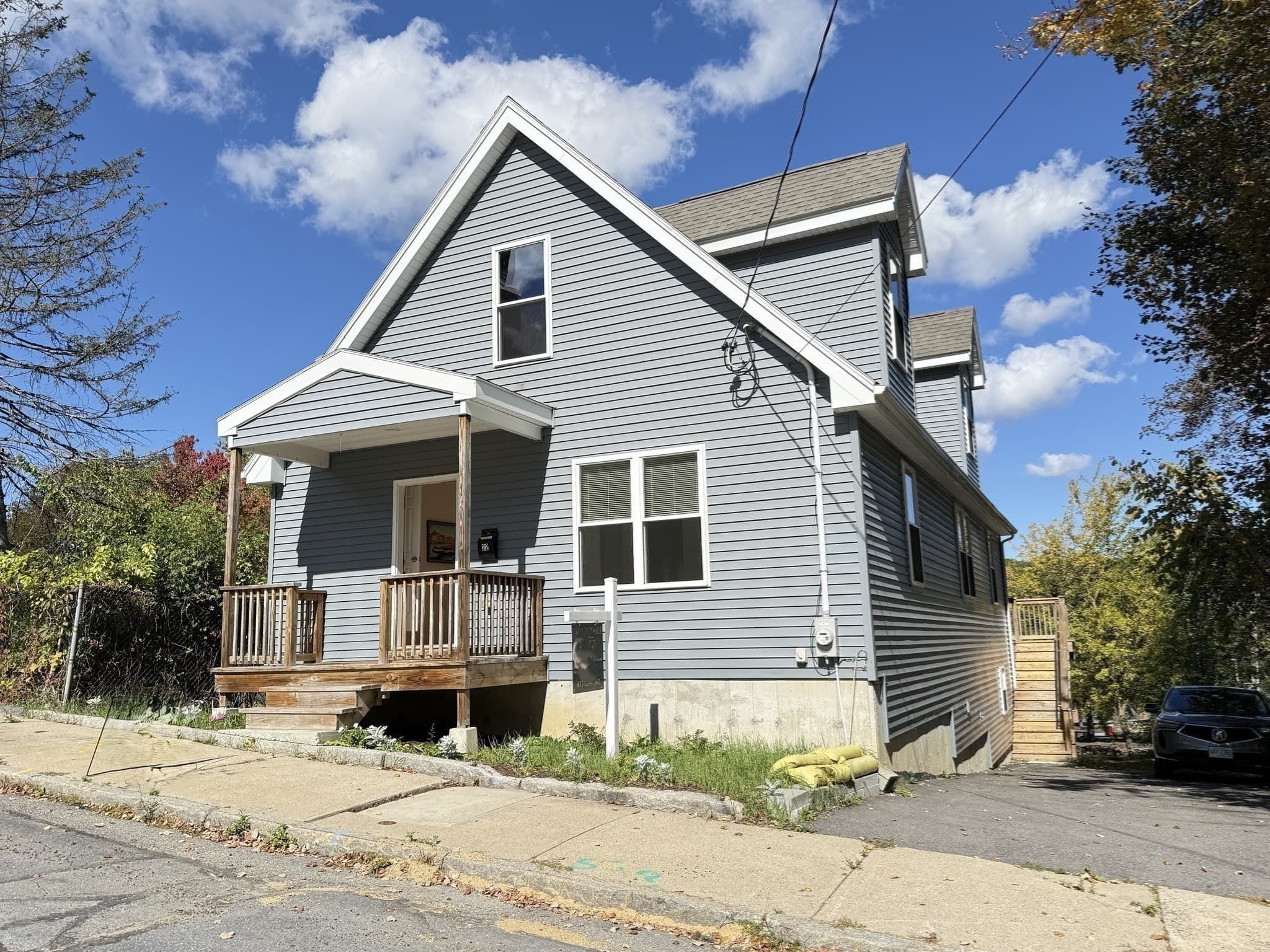 Single Family Residence at 22 Plymouth St, Fitchburg MA 01420, Fitchburg, photo 2 of 26