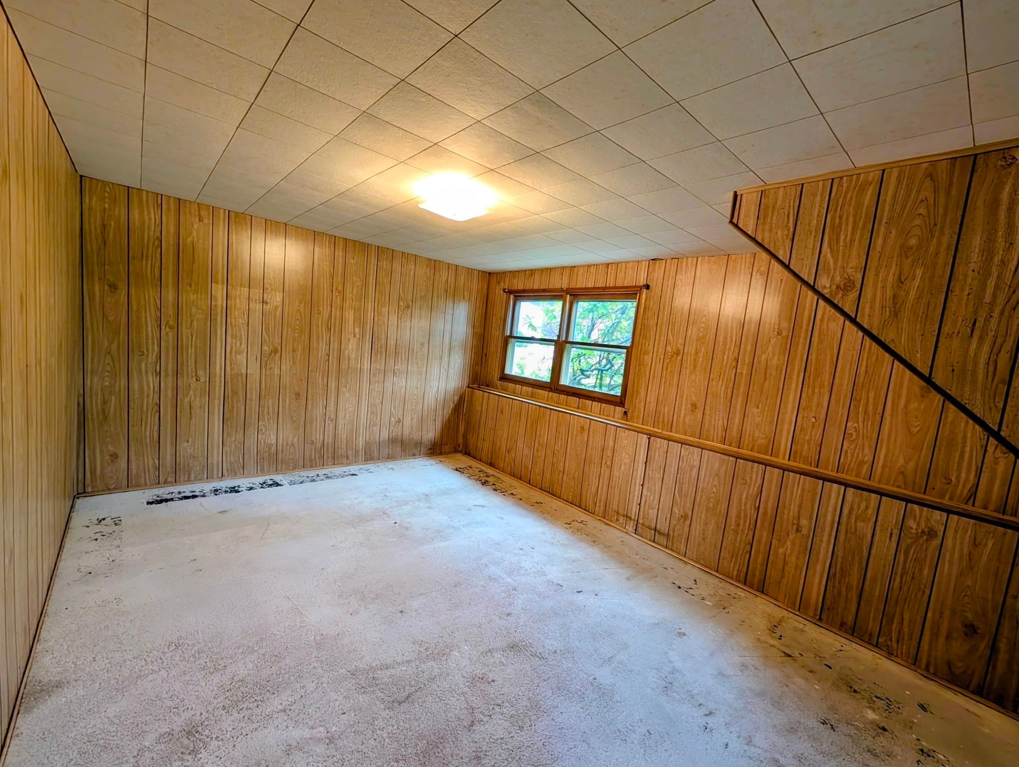 Single Family Residence at 139 Charlton St, Oxford MA 01540, Oxford, photo 23 of 32