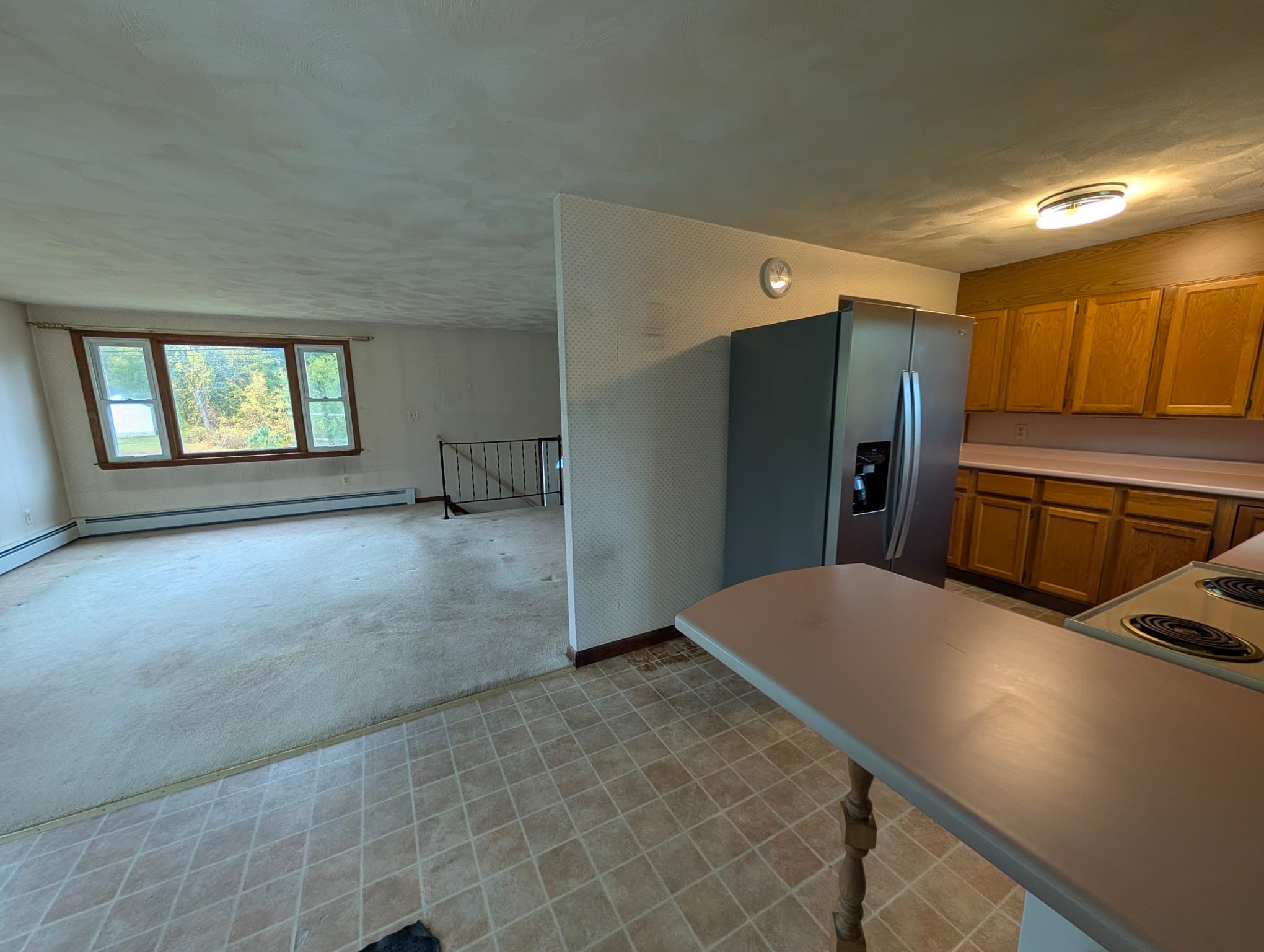 Single Family Residence at 139 Charlton St, Oxford MA 01540, Oxford, photo 7 of 32