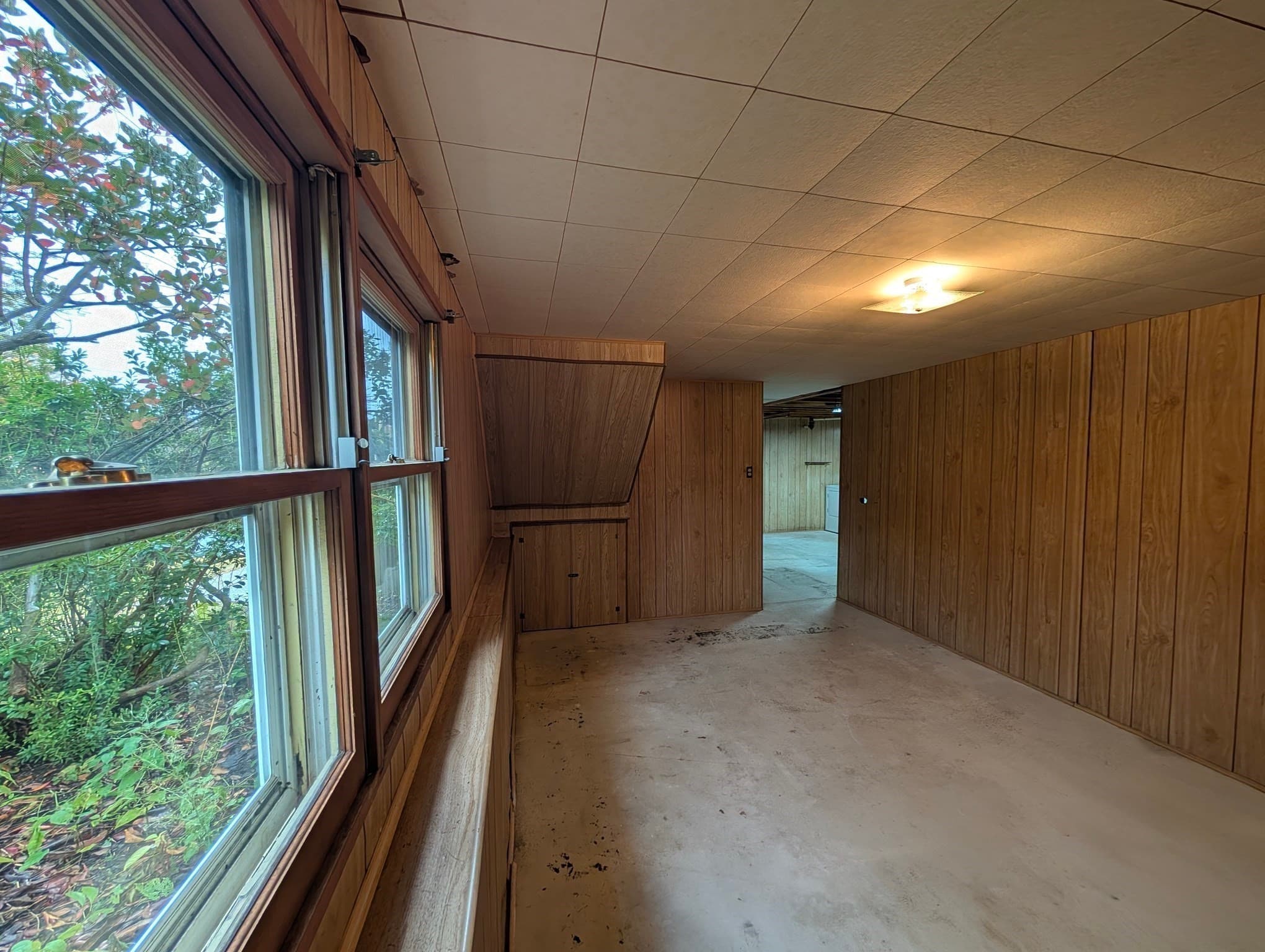 Single Family Residence at 139 Charlton St, Oxford MA 01540, Oxford, photo 24 of 32