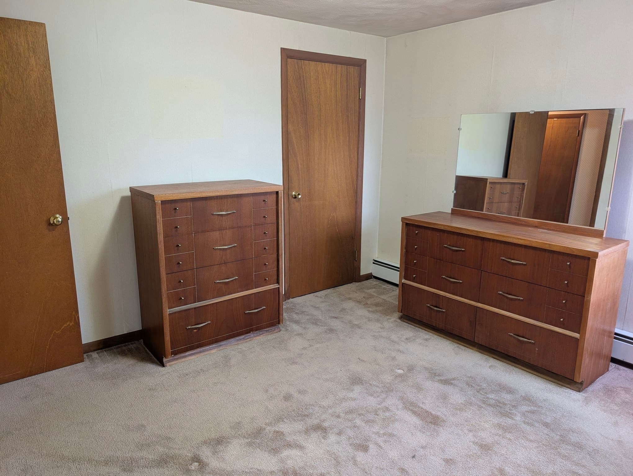 Single Family Residence at 139 Charlton St, Oxford MA 01540, Oxford, photo 11 of 32