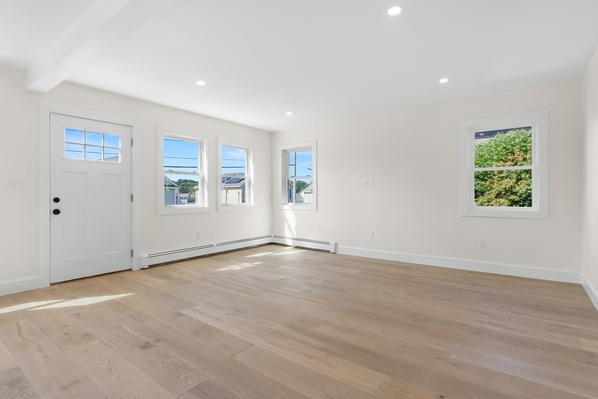 Condominium at 16 Reynard Street # 1, Gloucester MA 01930, photo 8 of 31