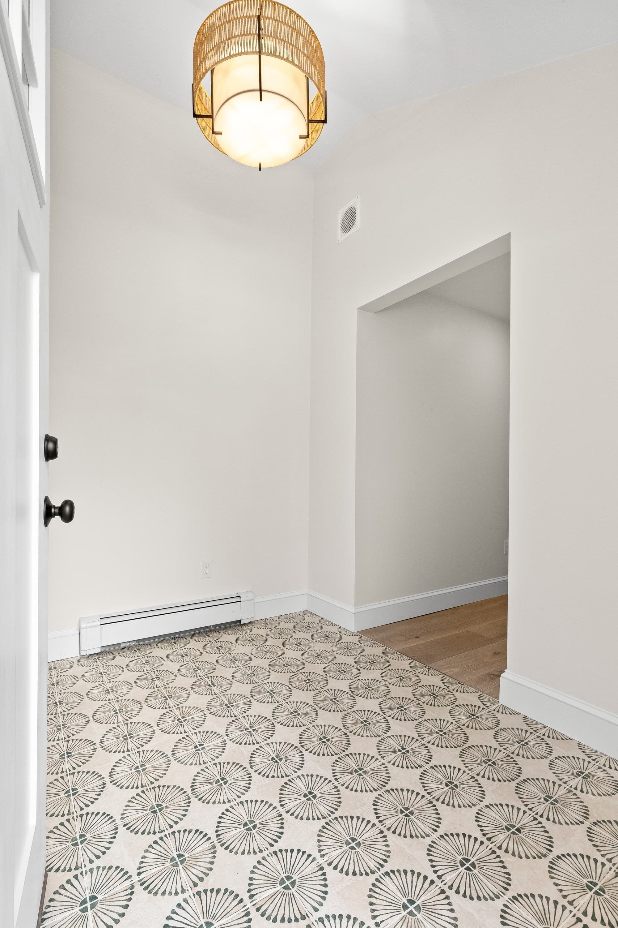 Condominium at 16 Reynard Street # 2, Gloucester MA 01930, photo 27 of 36