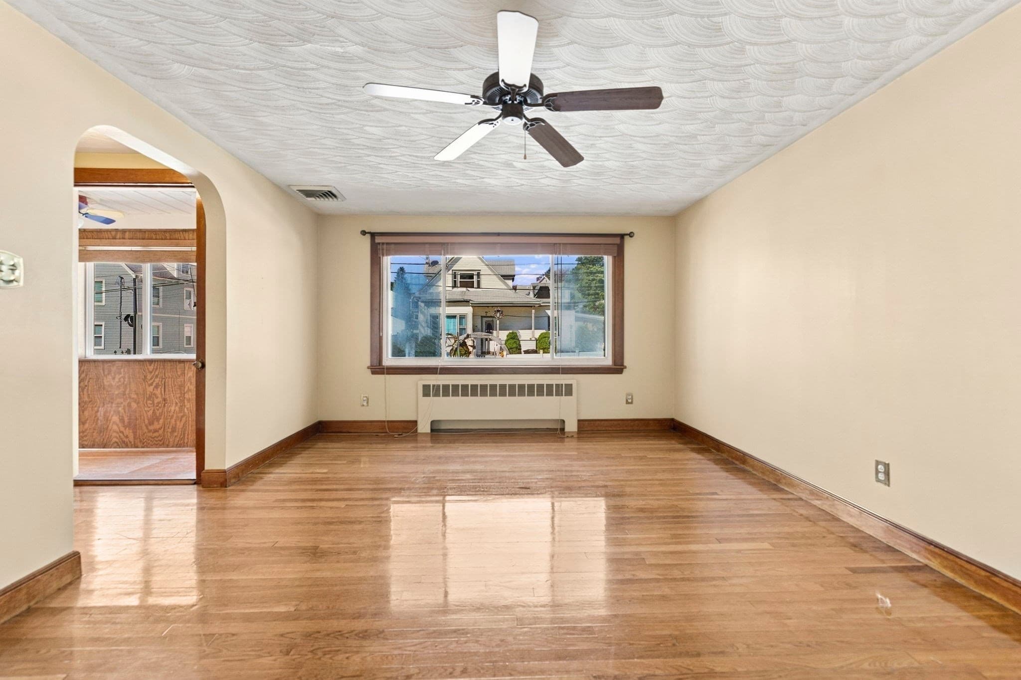 Single Family Residence at 31 Furness Street, Revere MA 02151, Revere, photo 2 of 40
