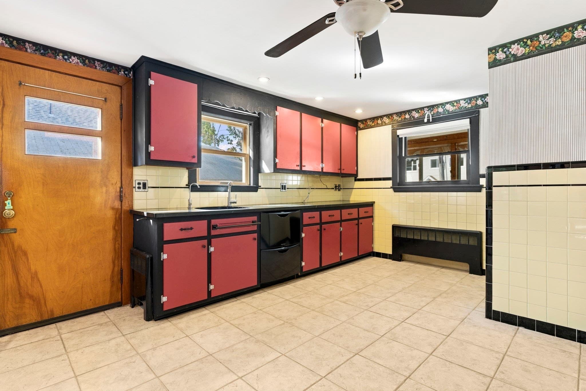 Single Family Residence at 31 Furness Street, Revere MA 02151, Revere, photo 12 of 40