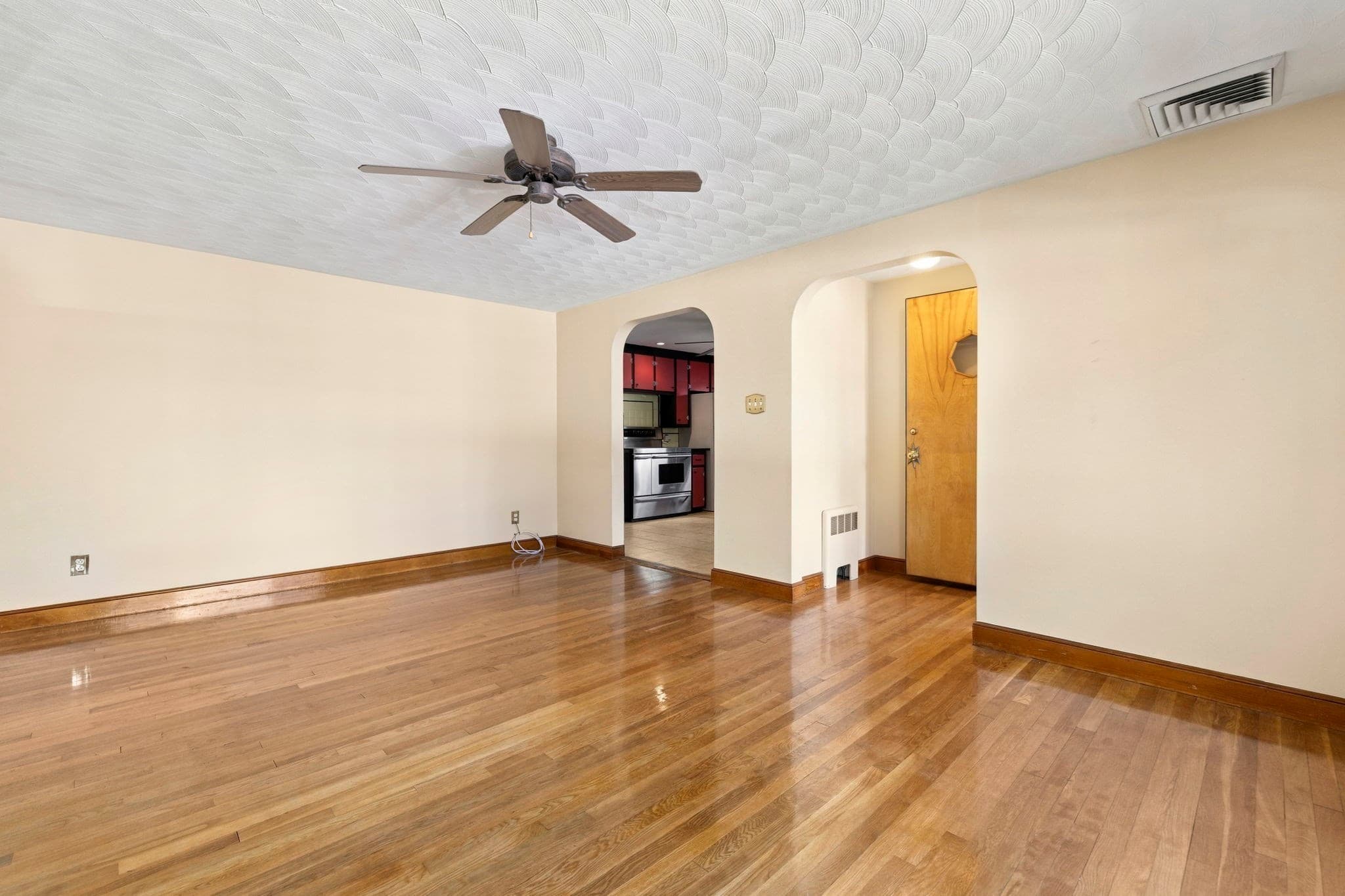 Single Family Residence at 31 Furness Street, Revere MA 02151, Revere, photo 8 of 40
