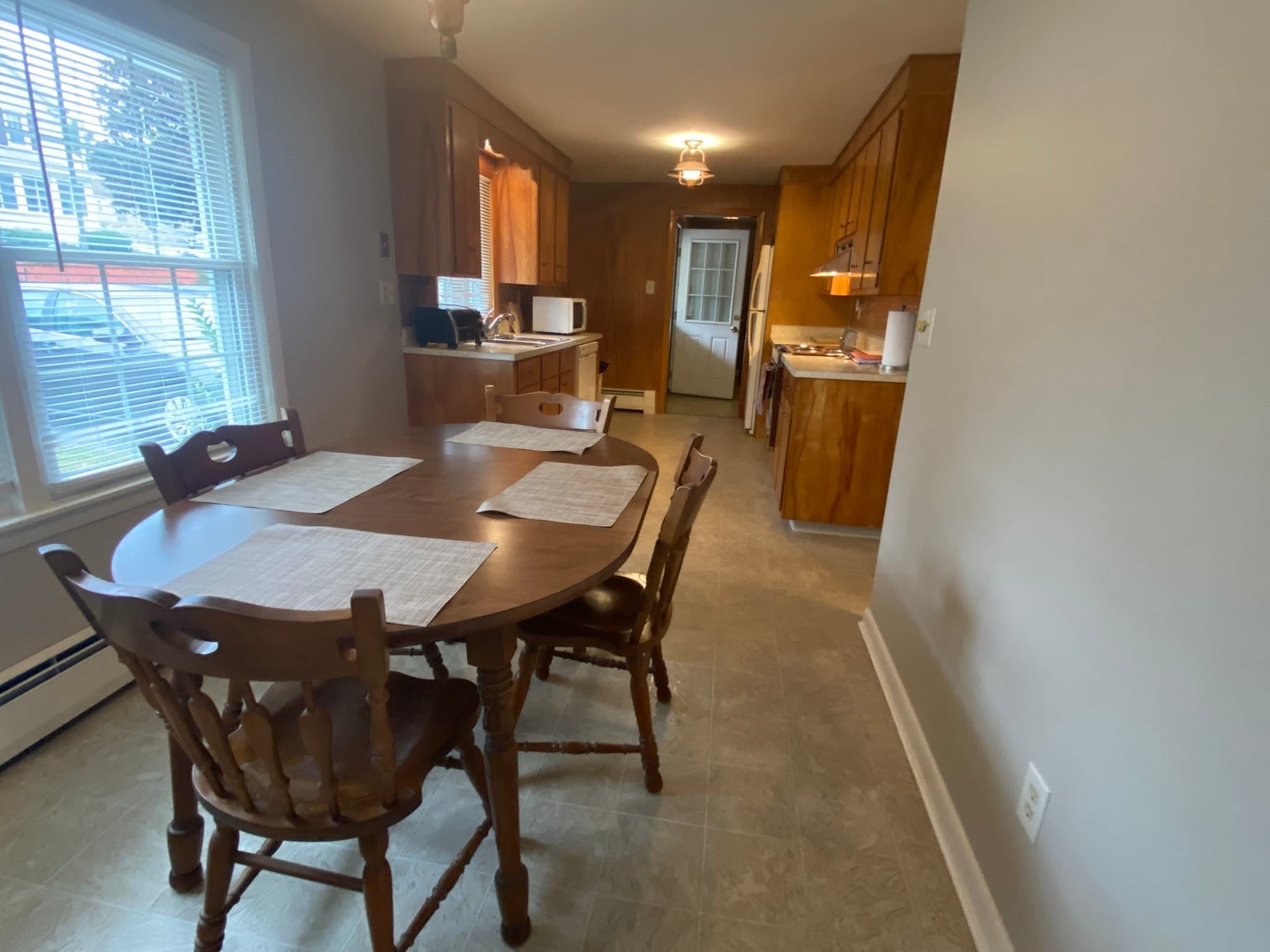 Single Family Residence at 1 Pearl St, Auburn MA 01501, Auburn, photo 10 of 26