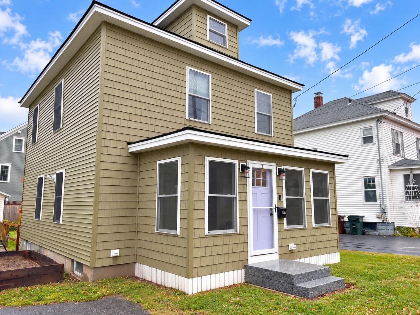 Single Family Residence at 138 Market St, Amesbury MA 01913, Amesbury, photo 2 of 22
