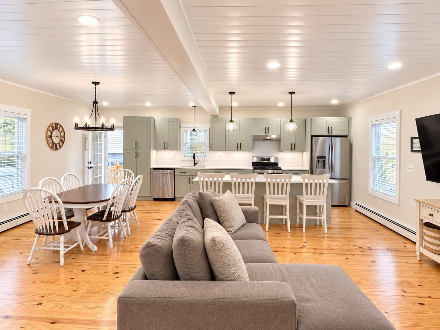 Single Family Residence at 138 Market St, Amesbury MA 01913, Amesbury, photo 6 of 22