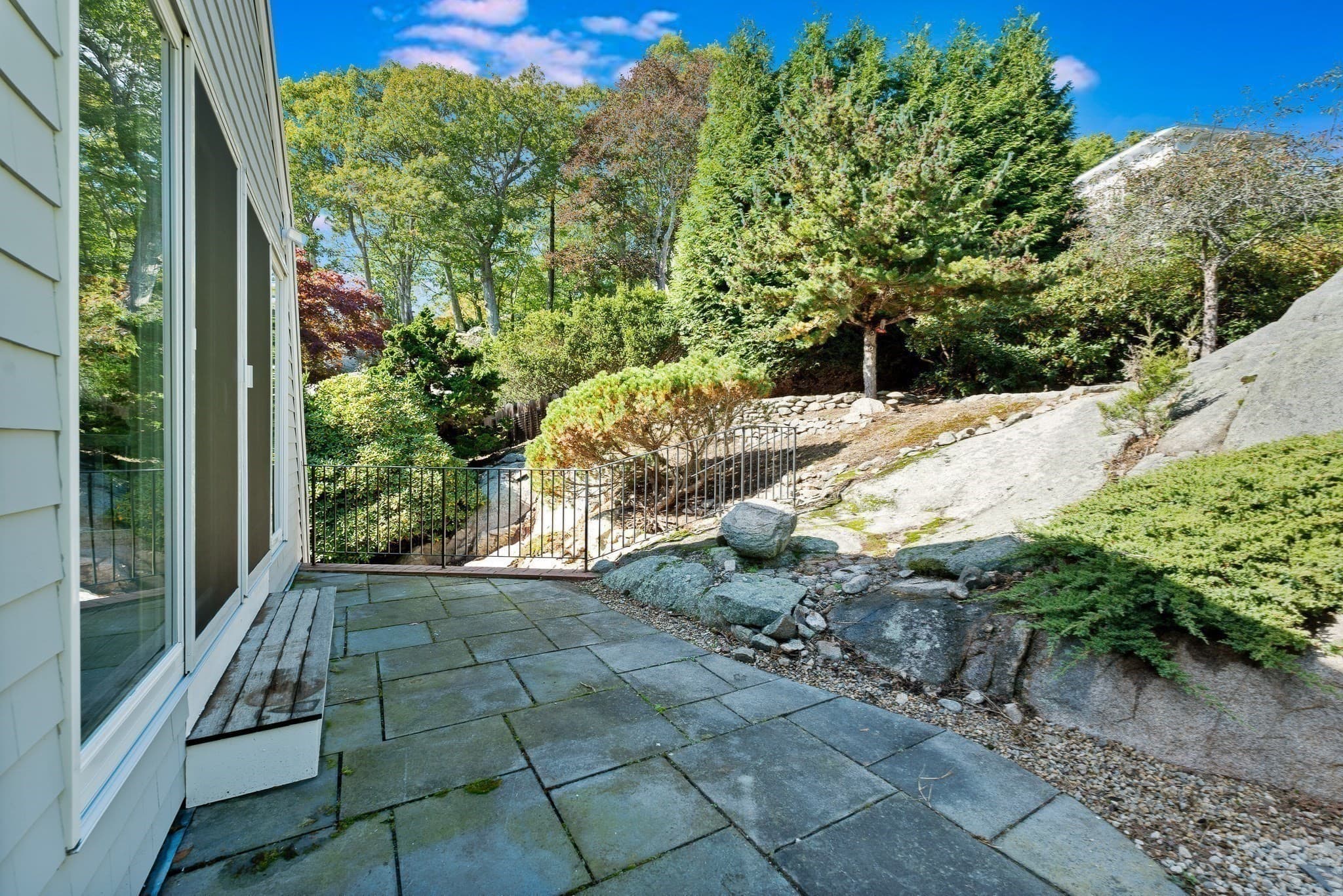 Single Family Residence at 500 Summer St, Manchester MA 01944, photo 27 of 40