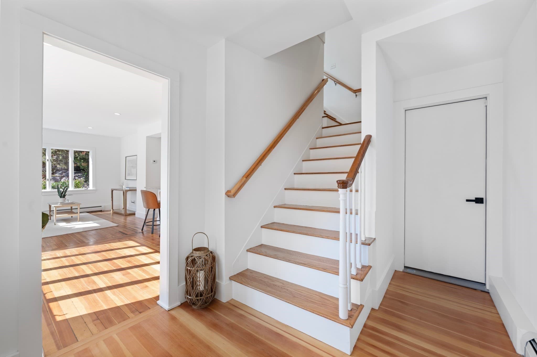 Single Family Residence at 500 Summer St, Manchester MA 01944, photo 12 of 40