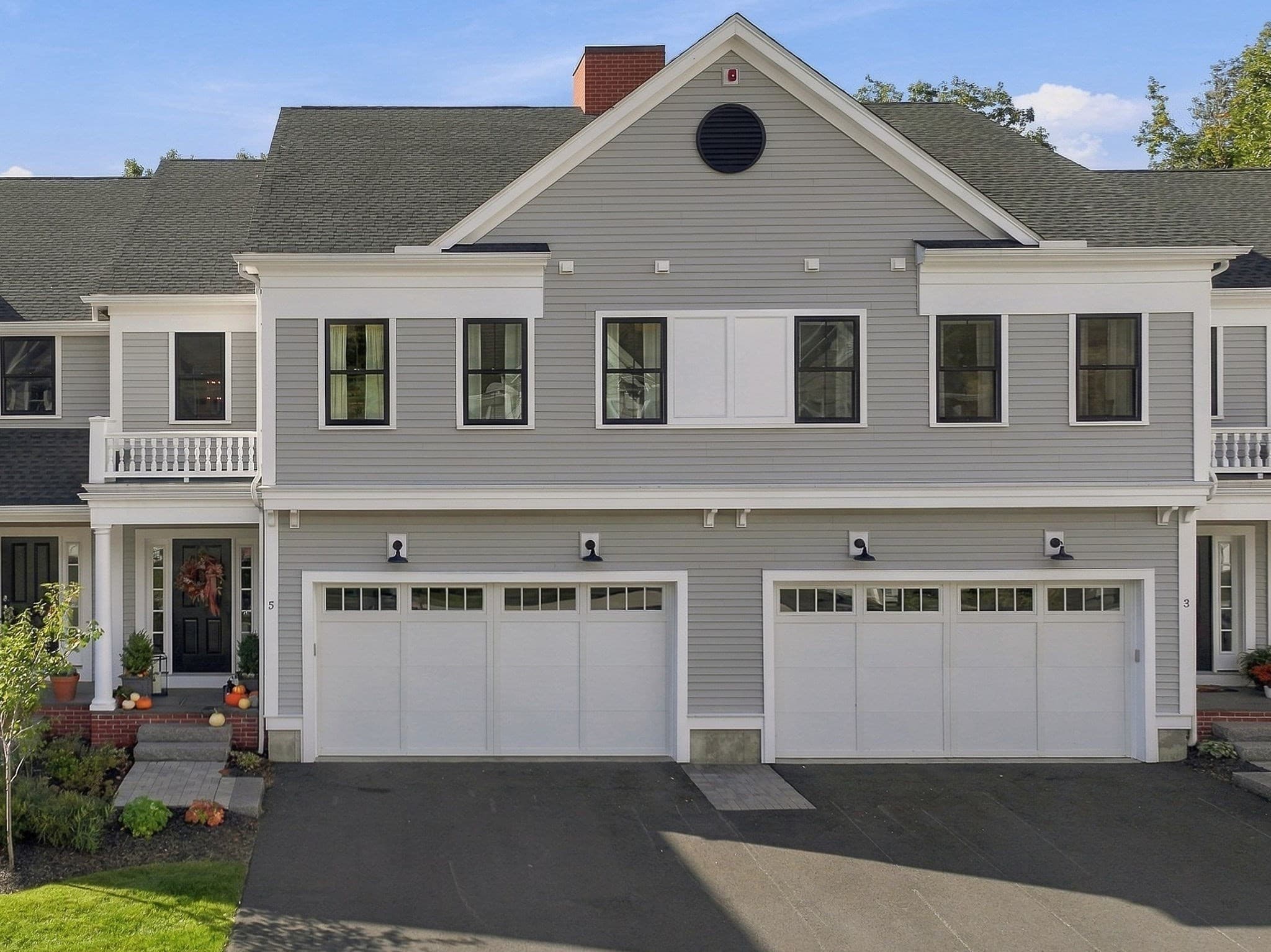 Condominium at 5 Granville Ln # 5, Amesbury MA 01913, photo 2 of 39