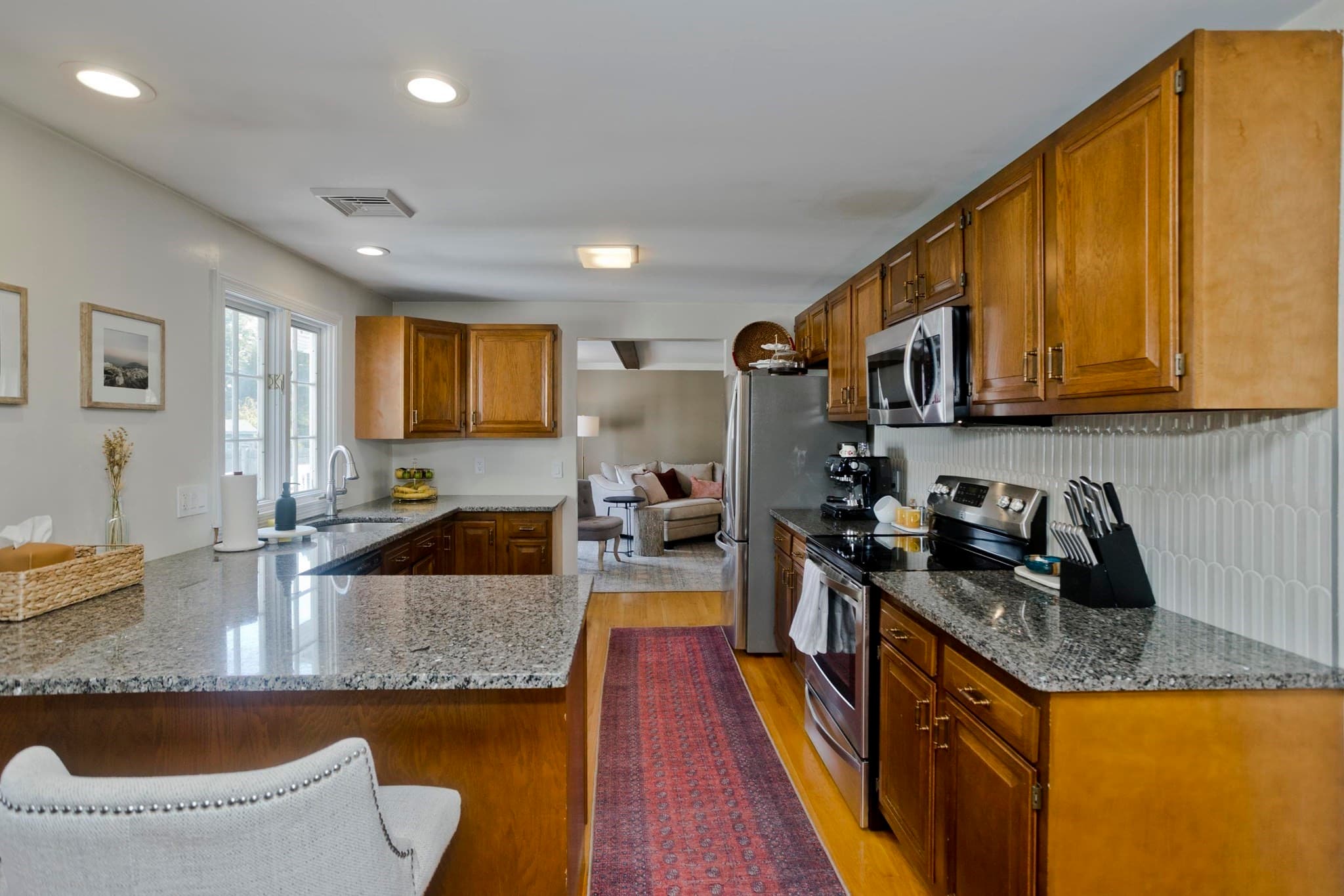 Single Family Residence at 333 Kibbe Rd, East Longmeadow MA 01028, East Longmeadow, photo 12 of 42