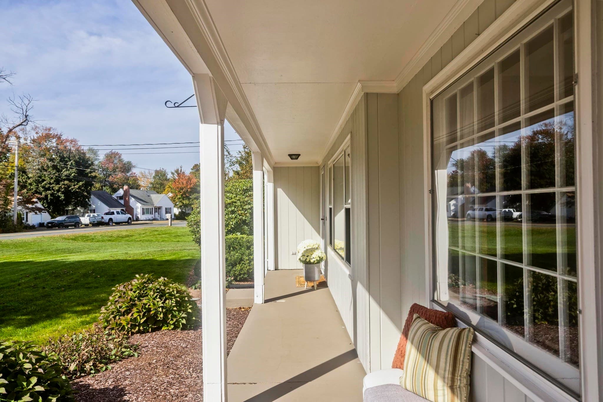 Single Family Residence at 333 Kibbe Rd, East Longmeadow MA 01028, East Longmeadow, photo 5 of 42