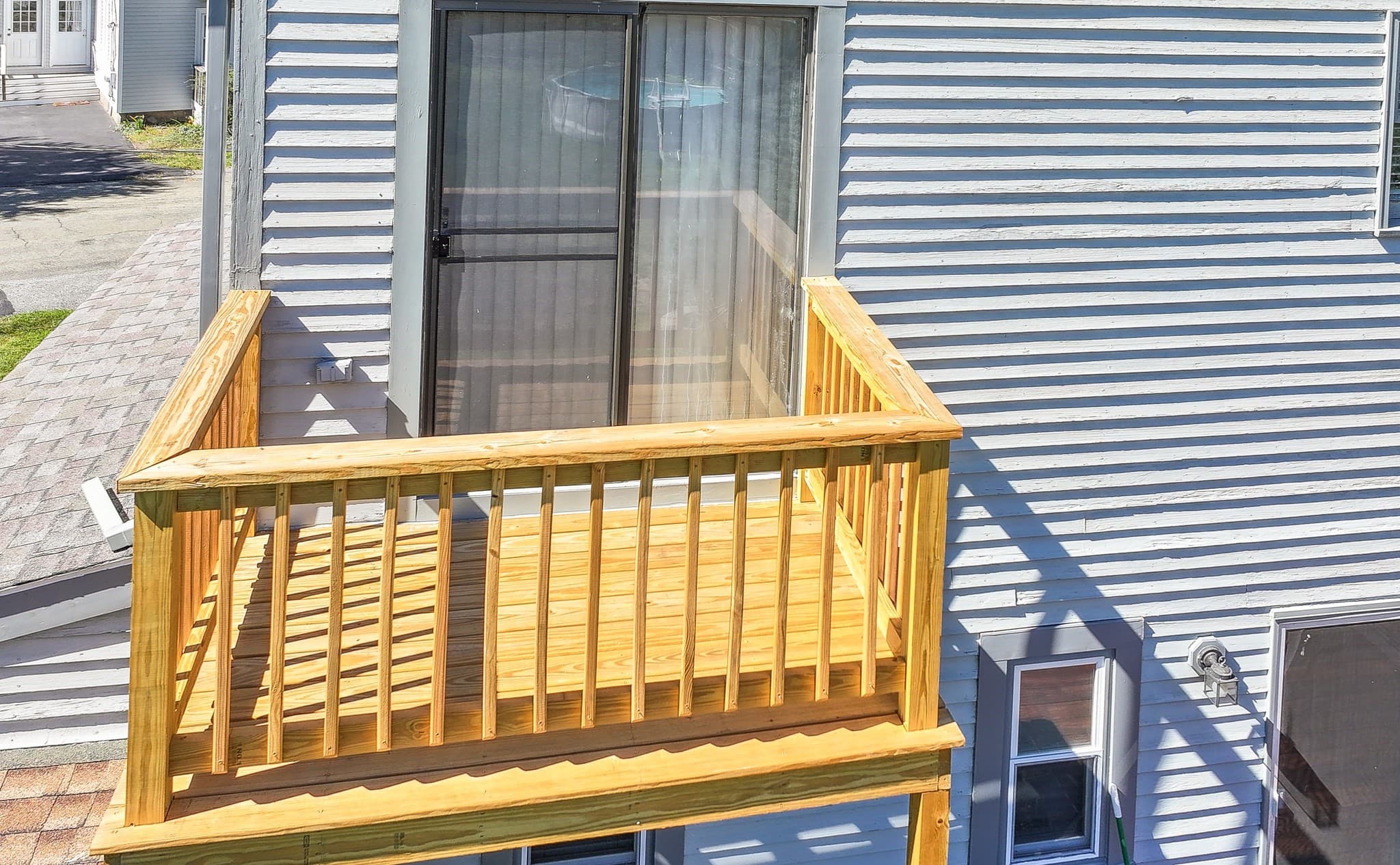 Single Family Residence at 31 Stockholm St, Bellingham MA 02019, Bellingham, photo 6 of 33