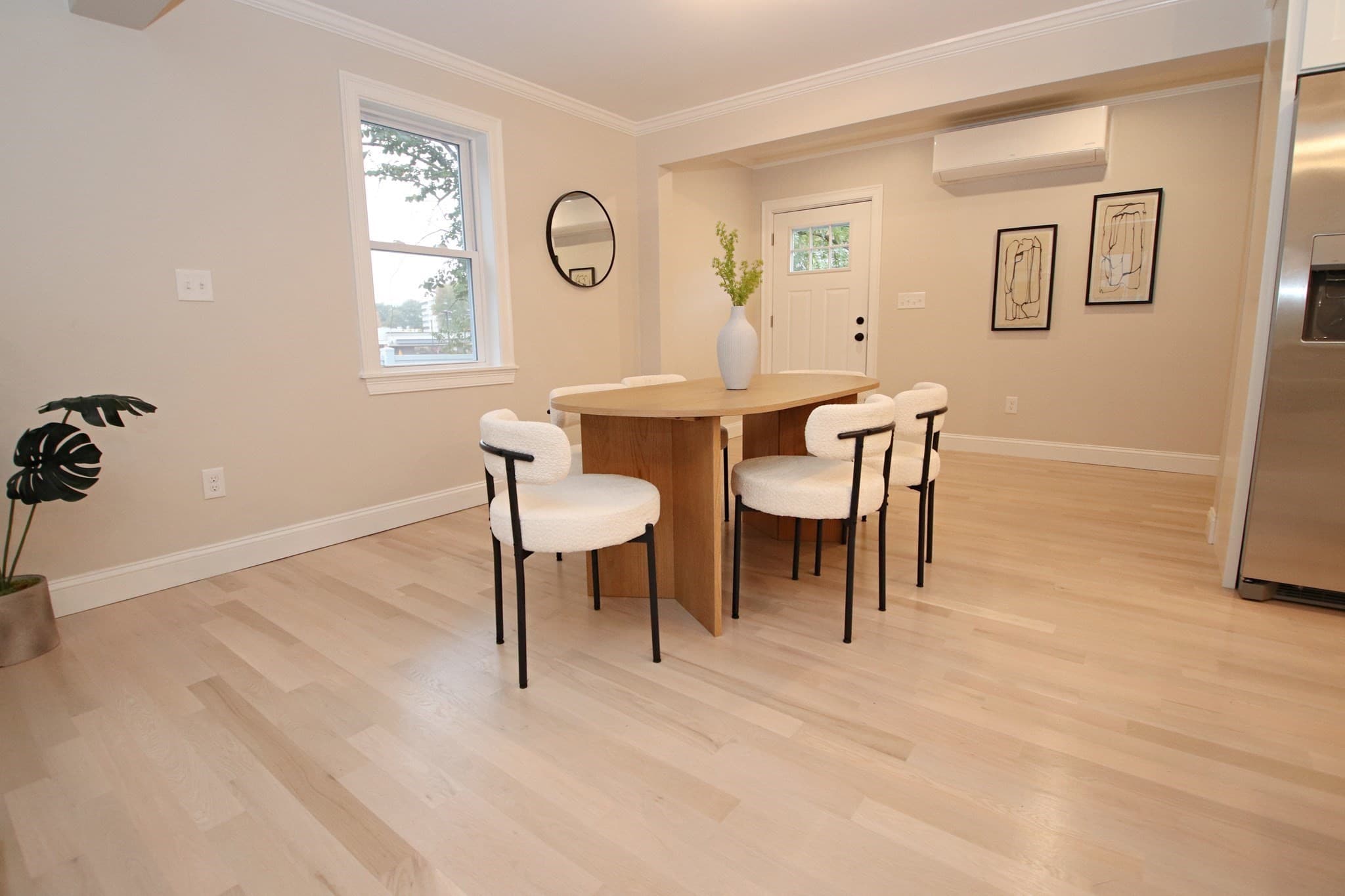Single Family Residence at 27 Holbrook Court, Melrose MA 02176, Melrose, photo 11 of 33