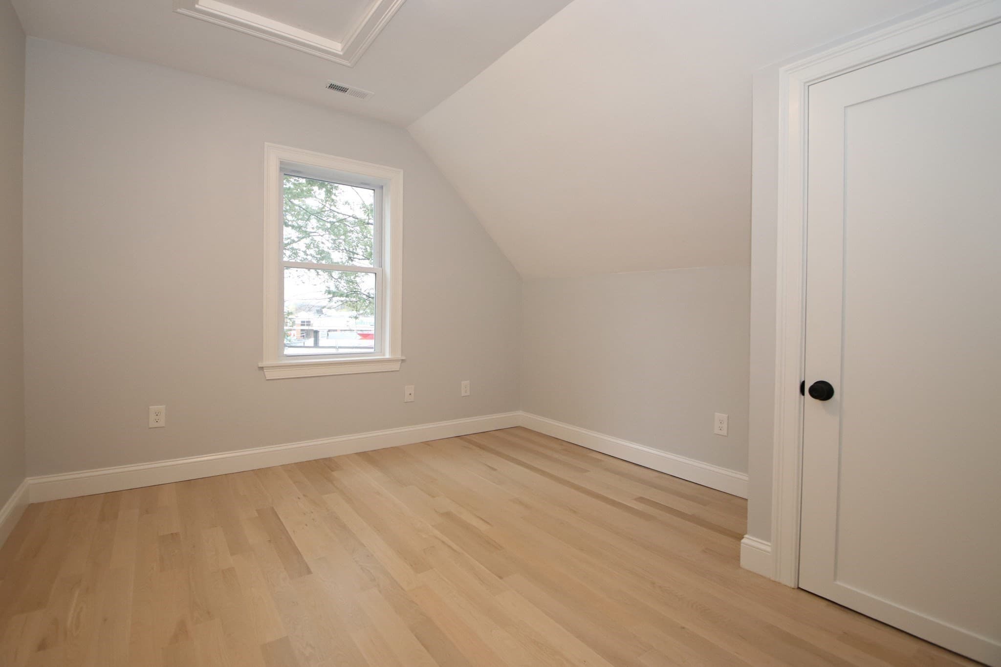 Single Family Residence at 27 Holbrook Court, Melrose MA 02176, Melrose, photo 25 of 33