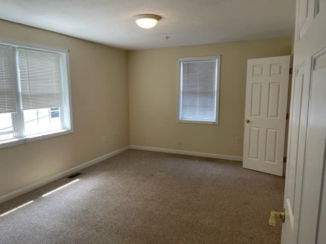 Apartment at 1 Fay St # 4, Worcester MA 01604, photo 3 of 4