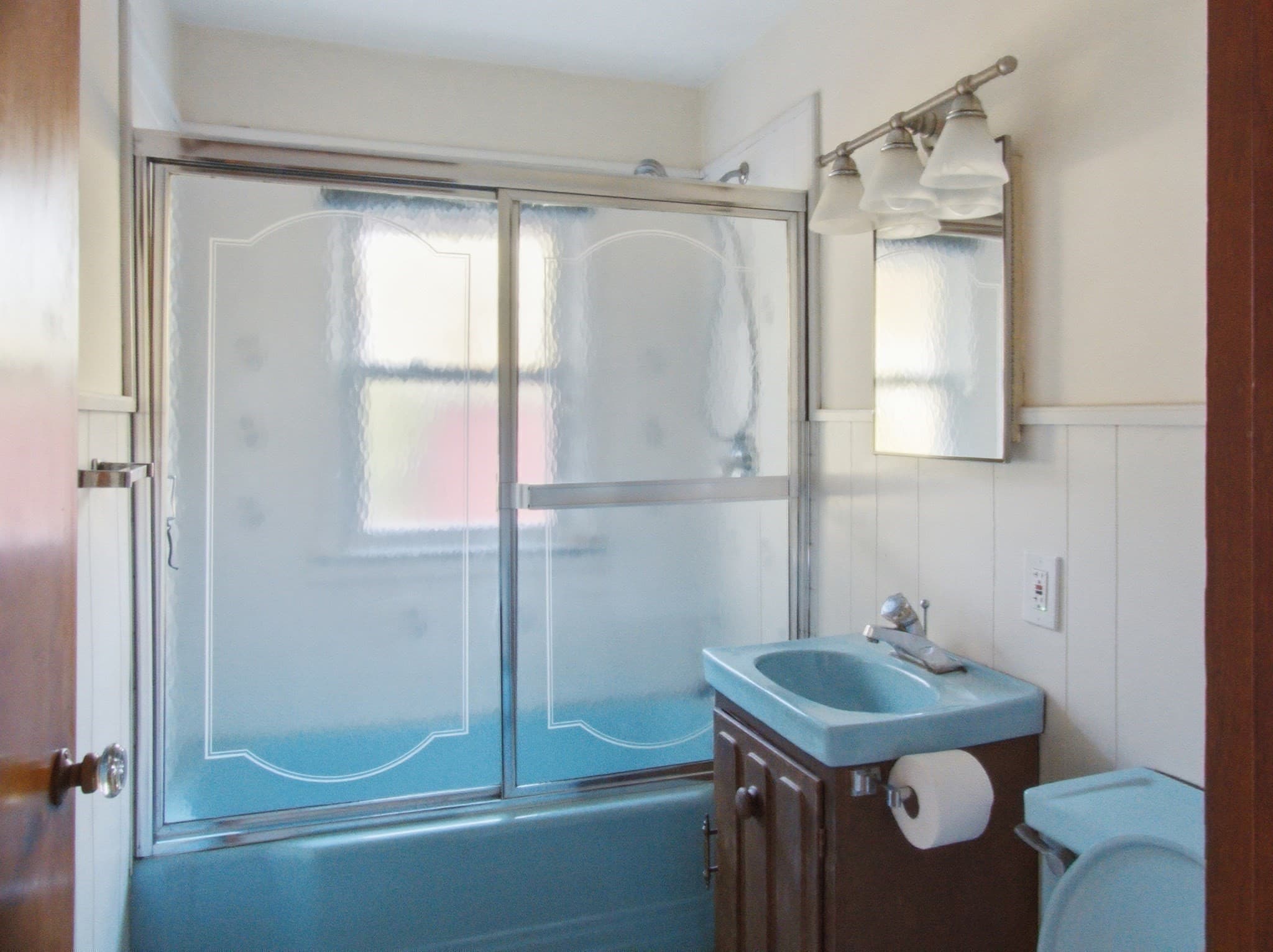 Single Family Residence at 112 Pittroff Ave, South Hadley MA 01075, photo 13 of 28