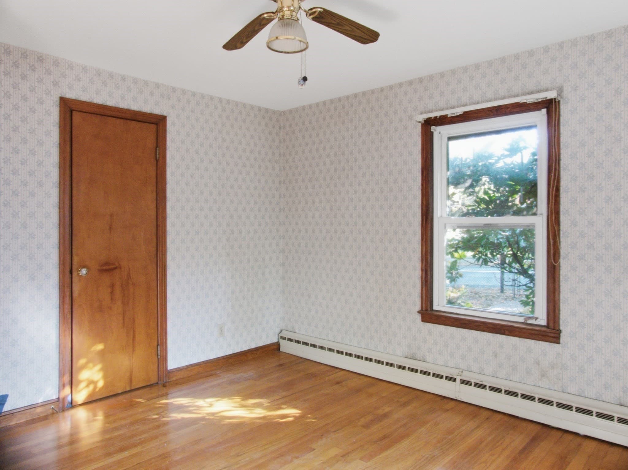 Single Family Residence at 112 Pittroff Ave, South Hadley MA 01075, photo 15 of 28