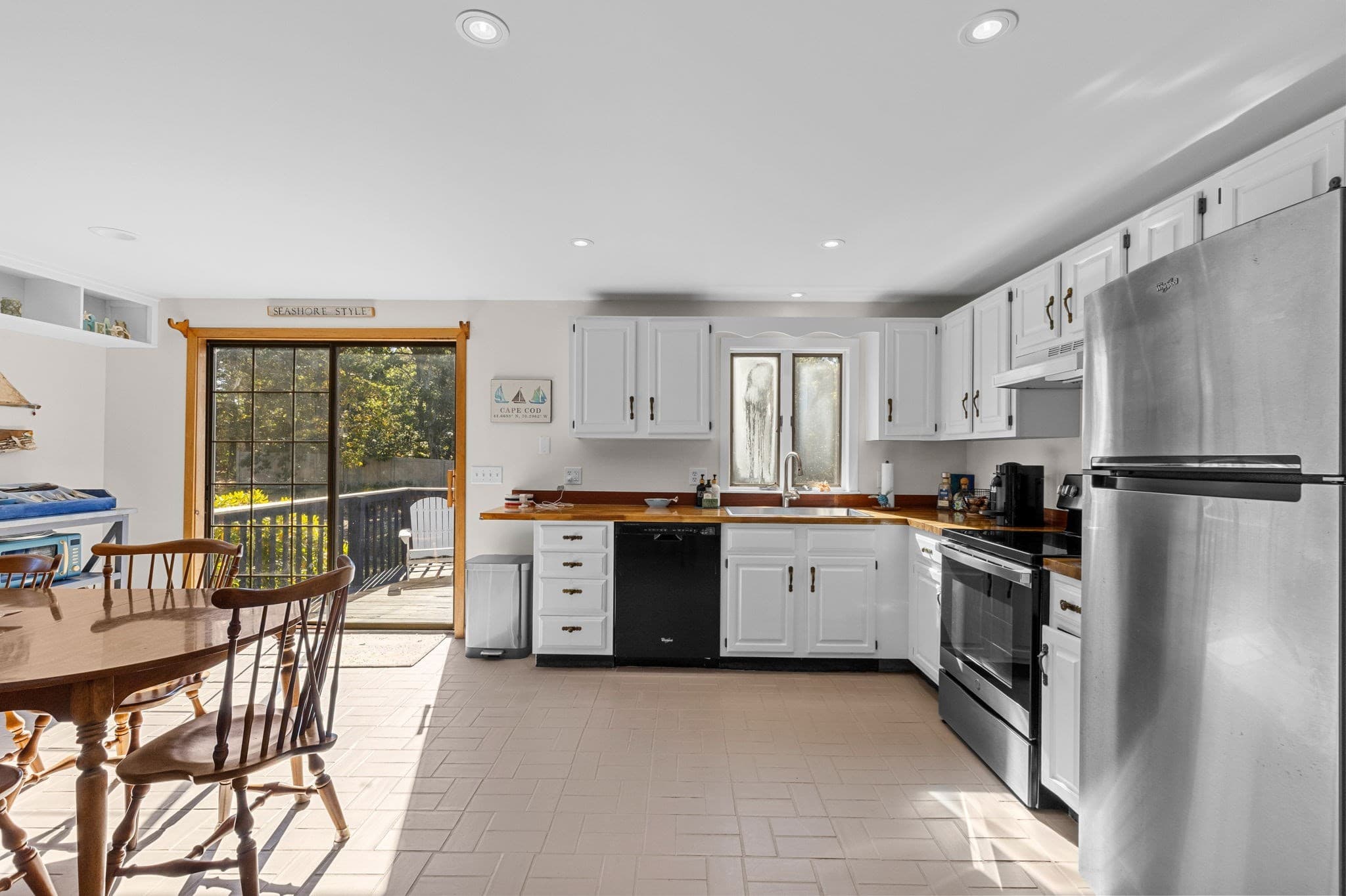 Single Family Residence at 5 Houser Way, Truro MA 02652, photo 10 of 42