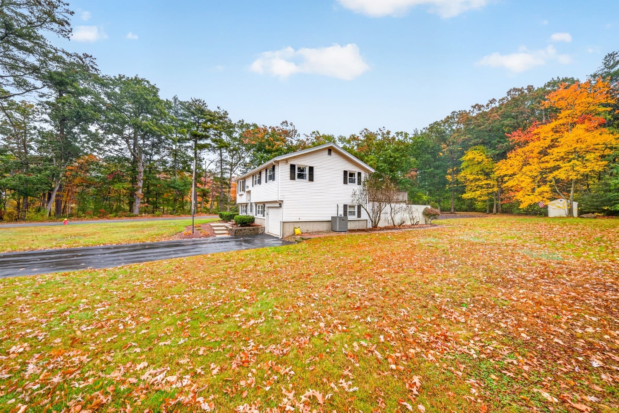 Single Family Residence at 2 Allard Way, Billerica MA 01821, Billerica, photo 35 of 37