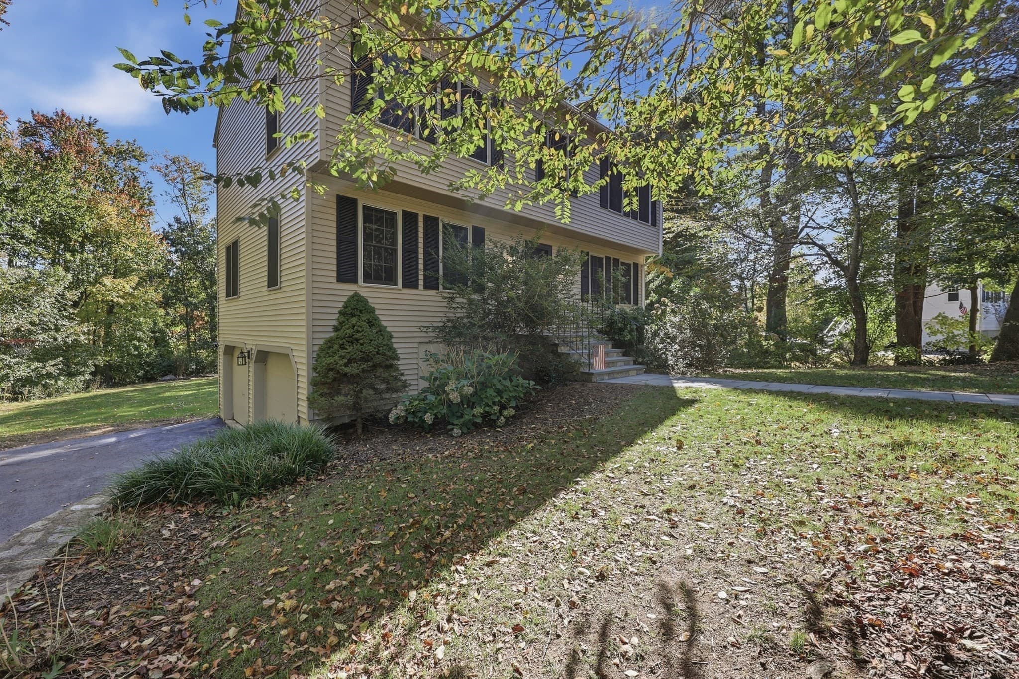 Single Family Residence at 26 Hooksett Circle, Medway MA 02053, photo 2 of 39