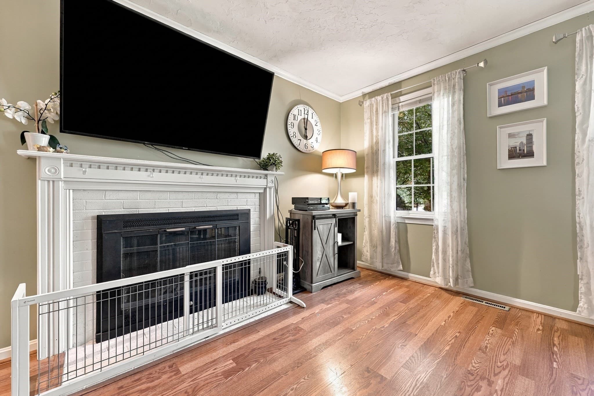 Single Family Residence at 26 Hooksett Circle, Medway MA 02053, photo 6 of 39