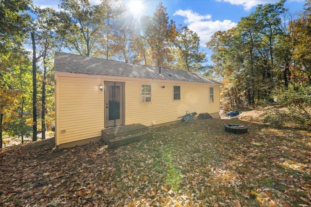 Single Family Residence at 424 Dennison Dr, Southbridge MA 01550, Southbridge, photo 34 of 41