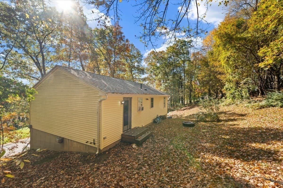 Single Family Residence at 424 Dennison Dr, Southbridge MA 01550, Southbridge, photo 37 of 41