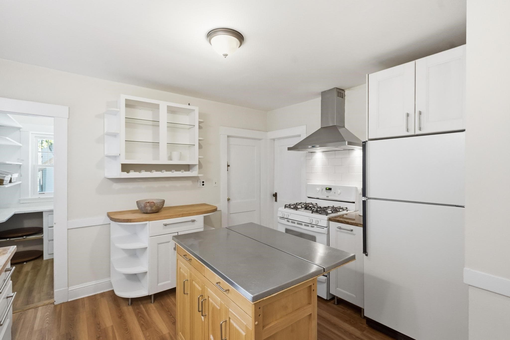 Condominium at 22-24 Teel Street # 1, Arlington MA 02474, Arlington, photo 14 of 31