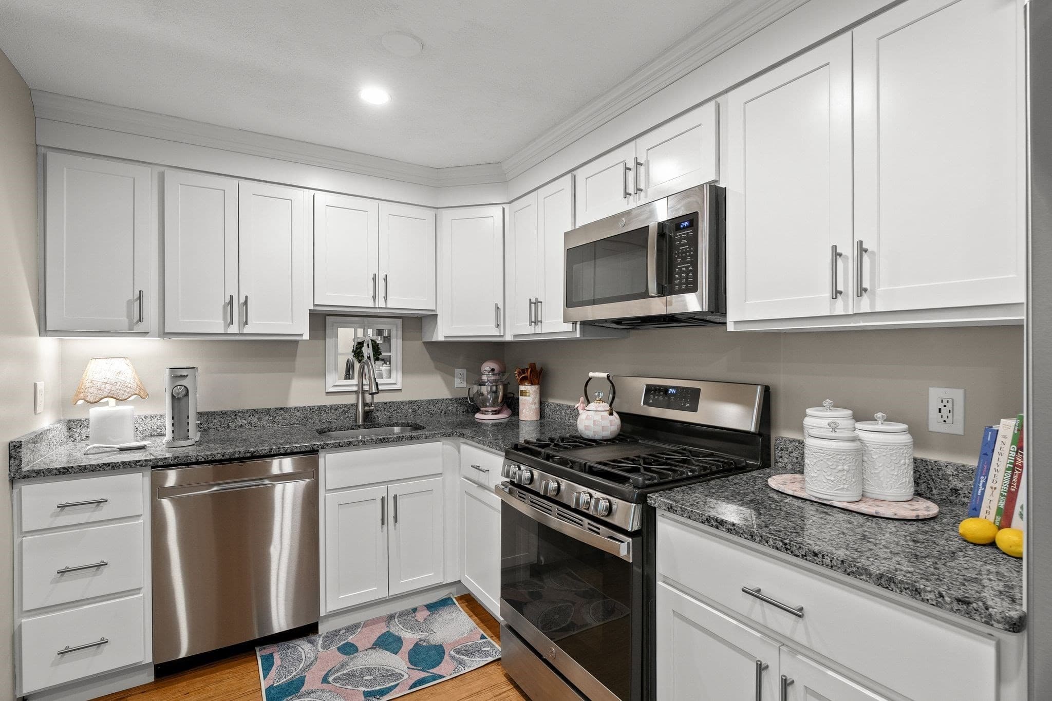 Condominium at 241 Main St # C8, Reading MA 01867, Reading, photo 11 of 28