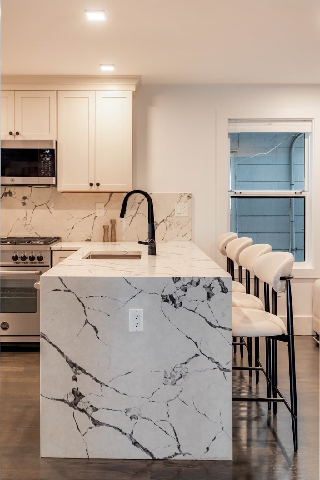 Condominium at 74 Moreland St # 2, Somerville MA 02145, Somerville, photo 10 of 40