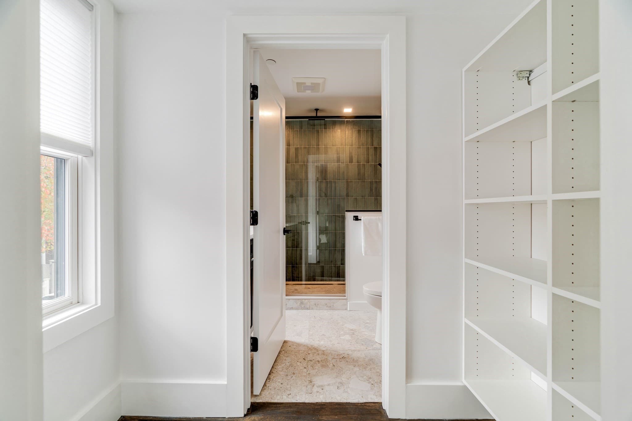 Condominium at 74 Moreland St # 2, Somerville MA 02145, Somerville, photo 33 of 40