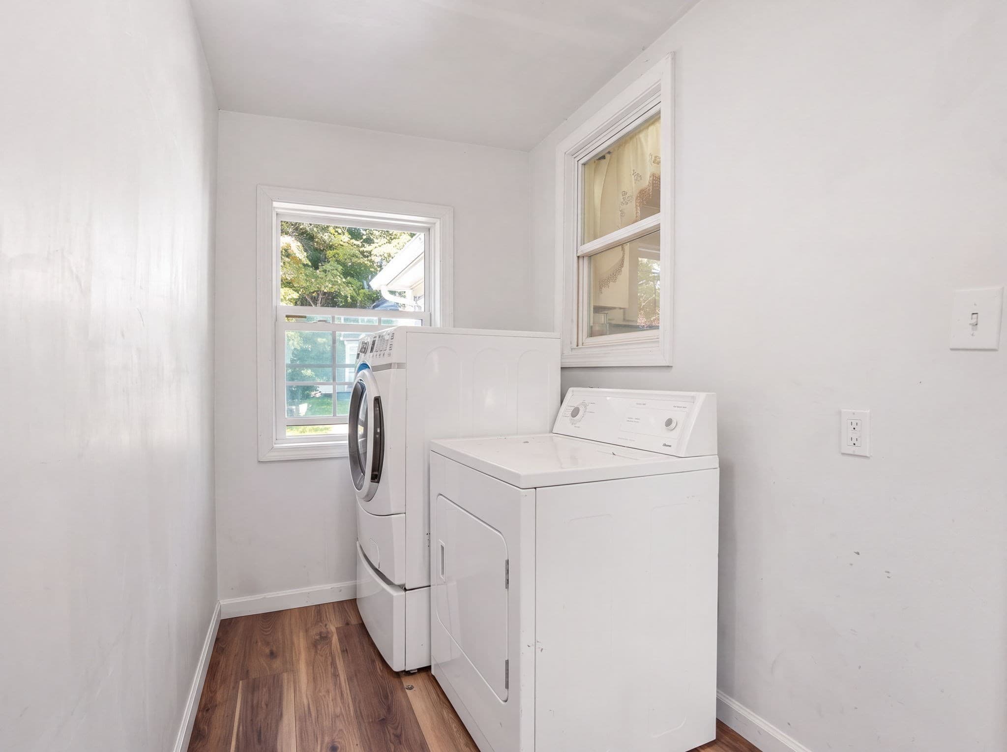 3 Family at 8-3 Chilmark, Worcester MA 01604, Worcester, photo 14 of 34