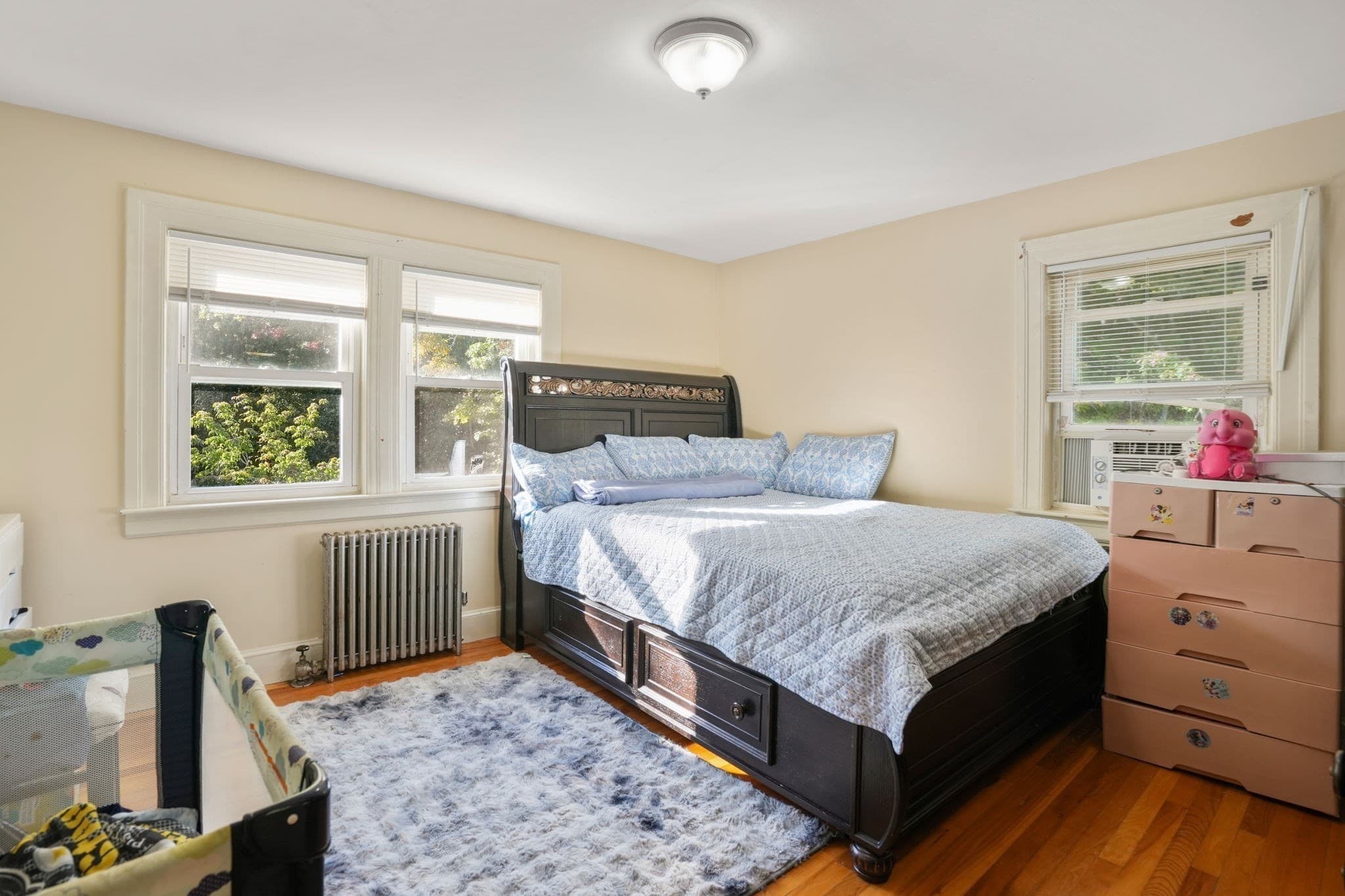 3 Family at 8-3 Chilmark, Worcester MA 01604, Worcester, photo 11 of 34